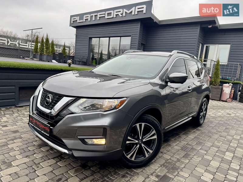 Nissan Rogue (2018)