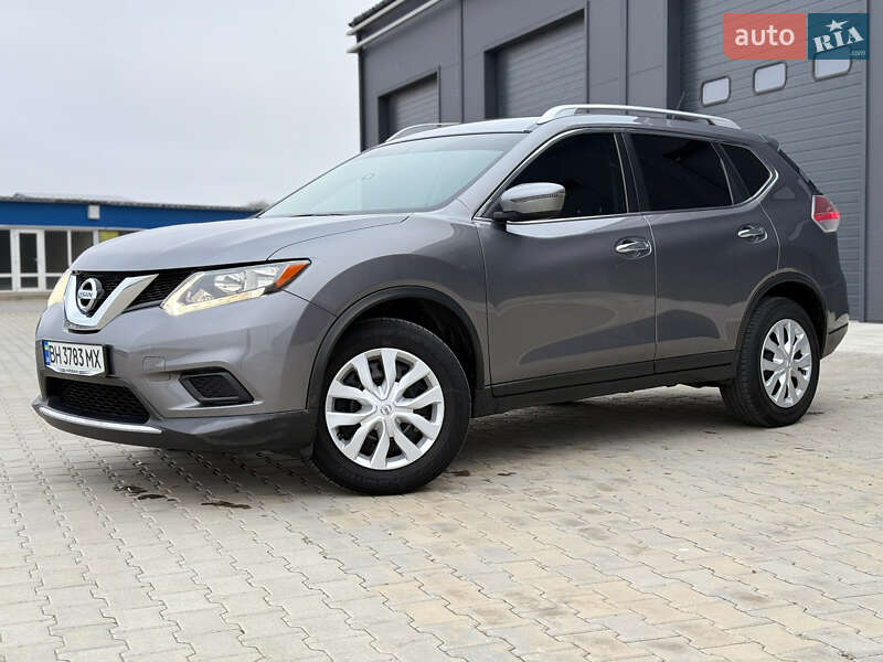 Nissan Rogue (2015)