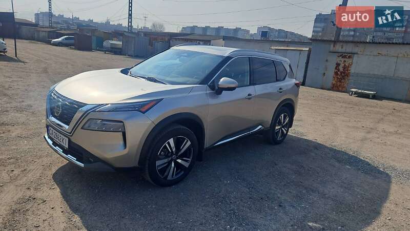 Nissan Rogue (2021)