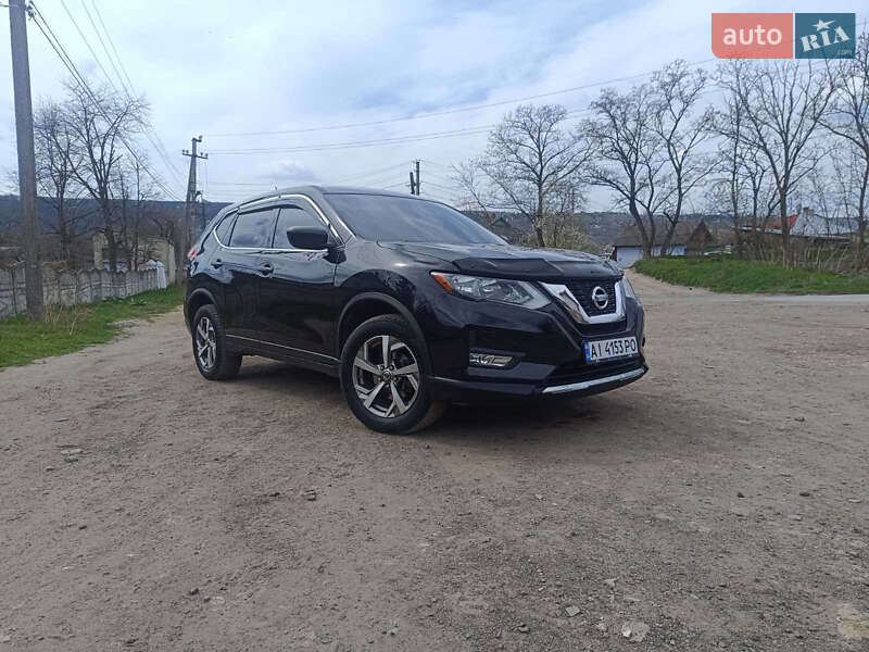 Nissan Rogue (2016)
