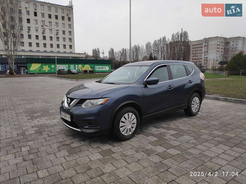 Nissan Rogue (2015)