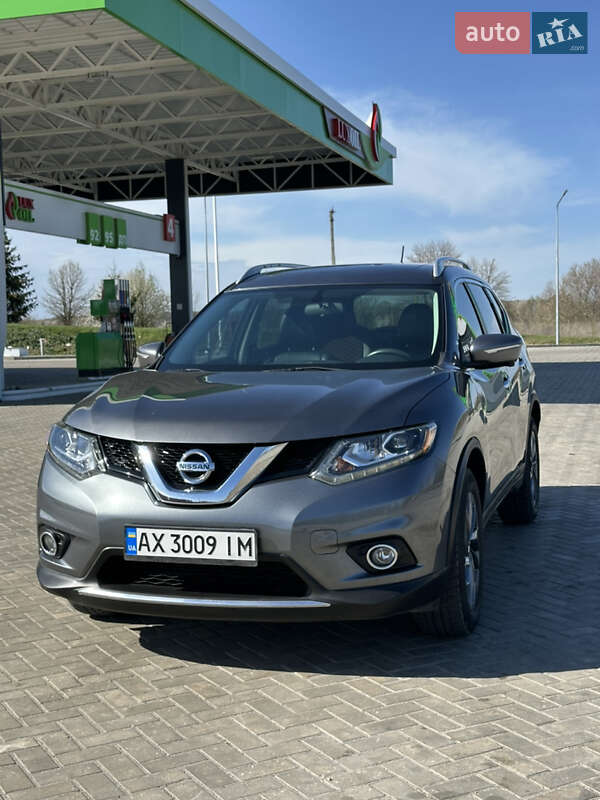 Nissan Rogue (2014)
