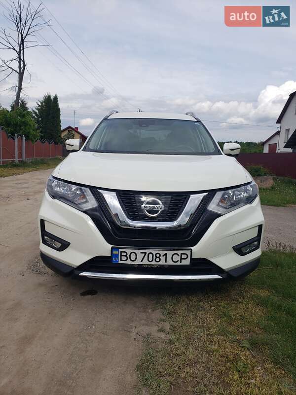 Nissan Rogue (2019)