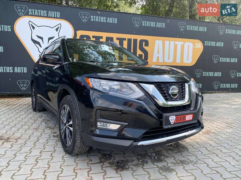 Nissan Rogue (2018)