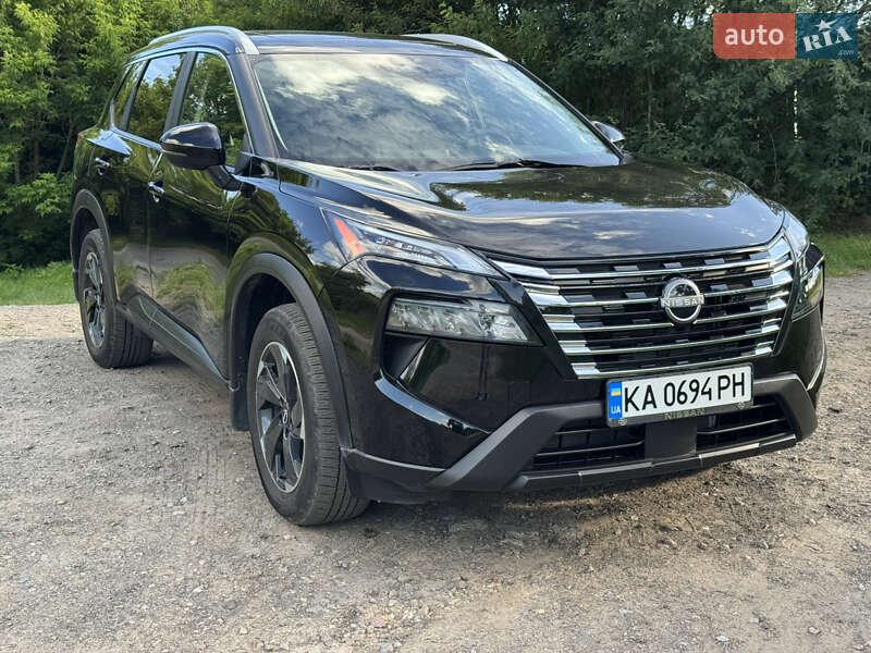 Nissan Rogue (2024)