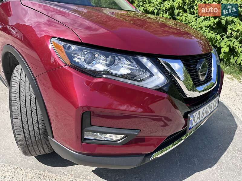 Nissan Rogue (2018)