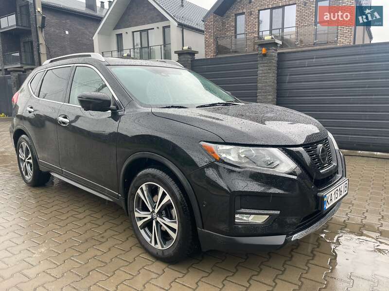Nissan Rogue (2019)
