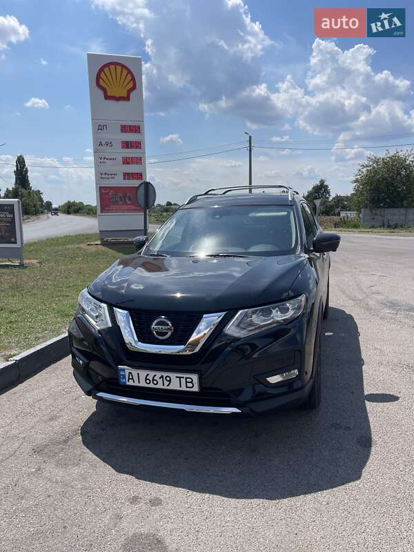 Nissan Rogue (2019)