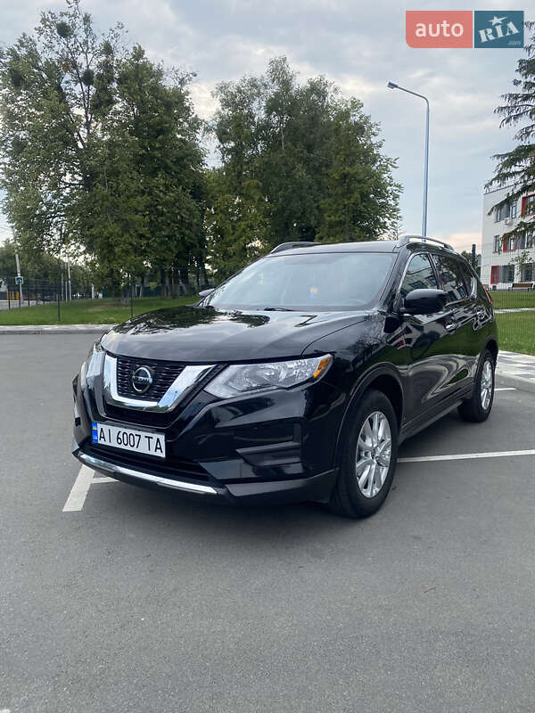 Nissan Rogue (2018)