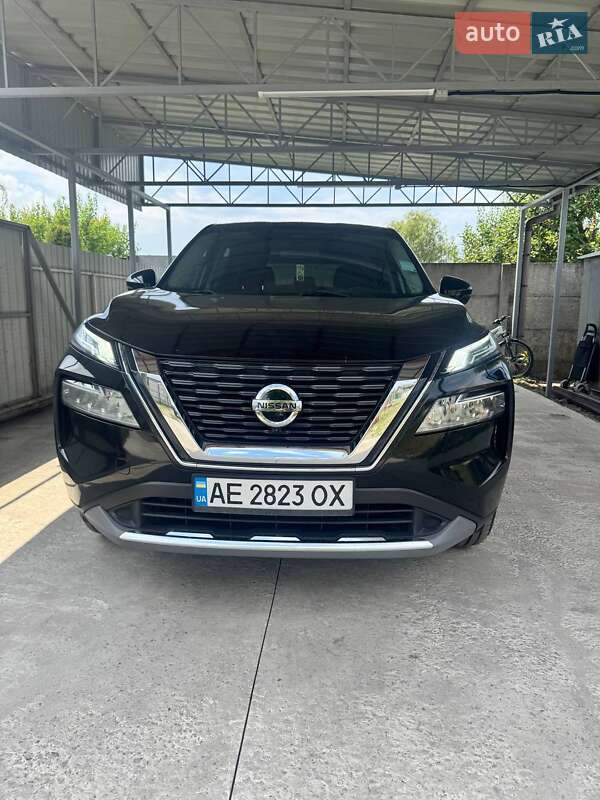 Nissan Rogue (2021)