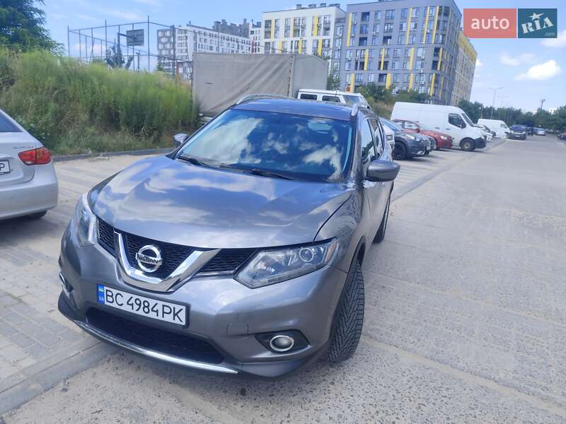 Nissan Rogue (2016)