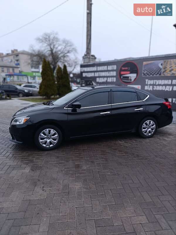Nissan Sentra (2016)