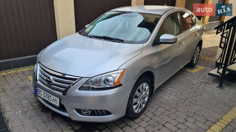Nissan Sentra (2015)
