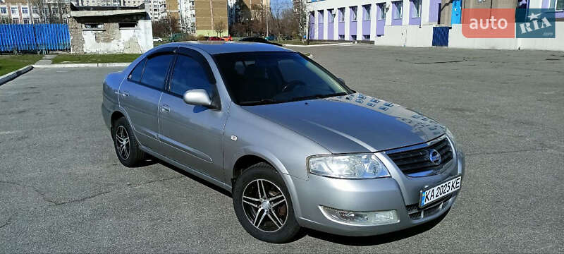 Nissan Sunny (2008)