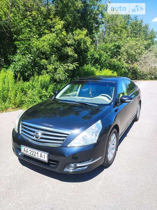 Nissan Teana (2011)