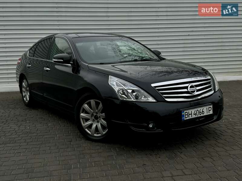 Nissan Teana (2010)