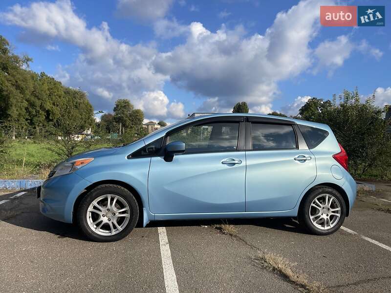 Nissan Versa note (2014)
