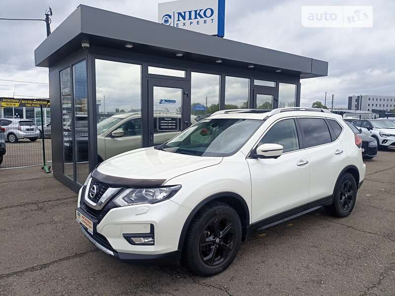Nissan X-trail (2019)