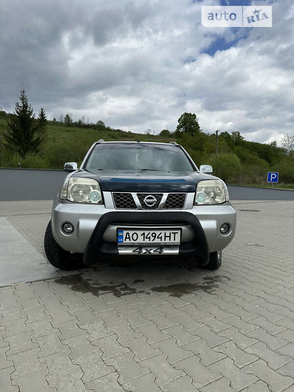 Nissan X-trail (2004)