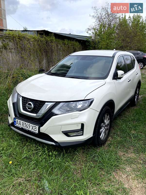 Nissan X-trail (2018)