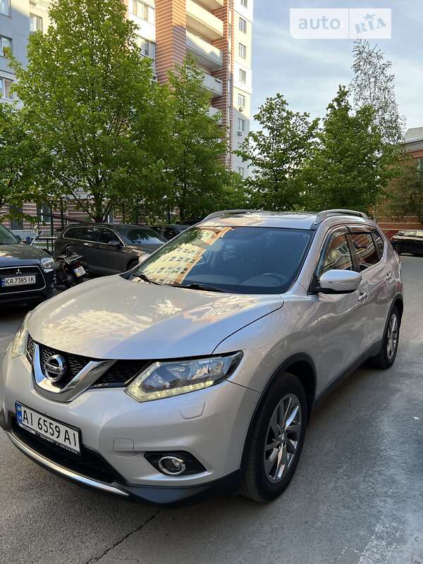 Nissan X-trail (2014)