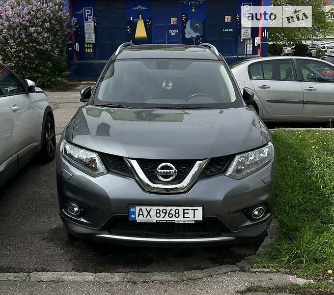 Nissan X-trail (2017)