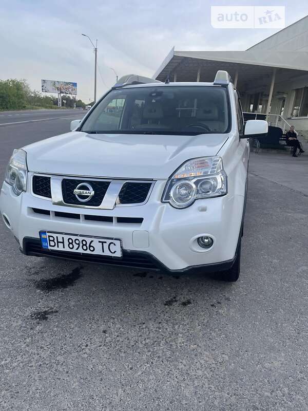 Nissan X-trail (2011)