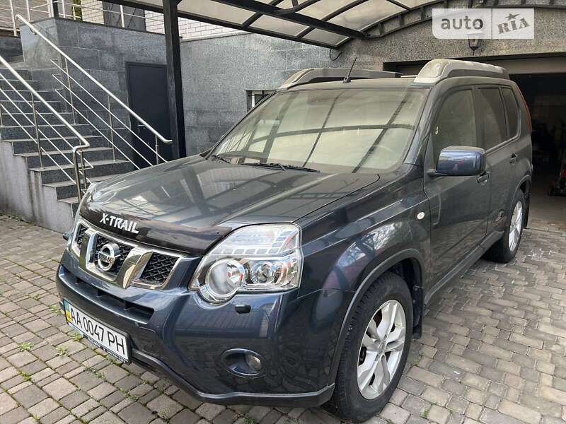 Nissan X-trail (2013)