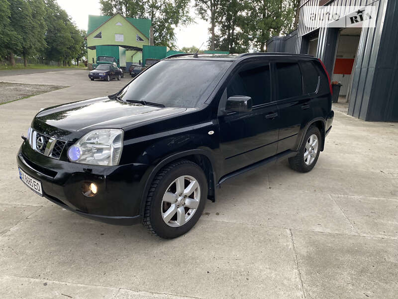 Nissan X-trail (2008)