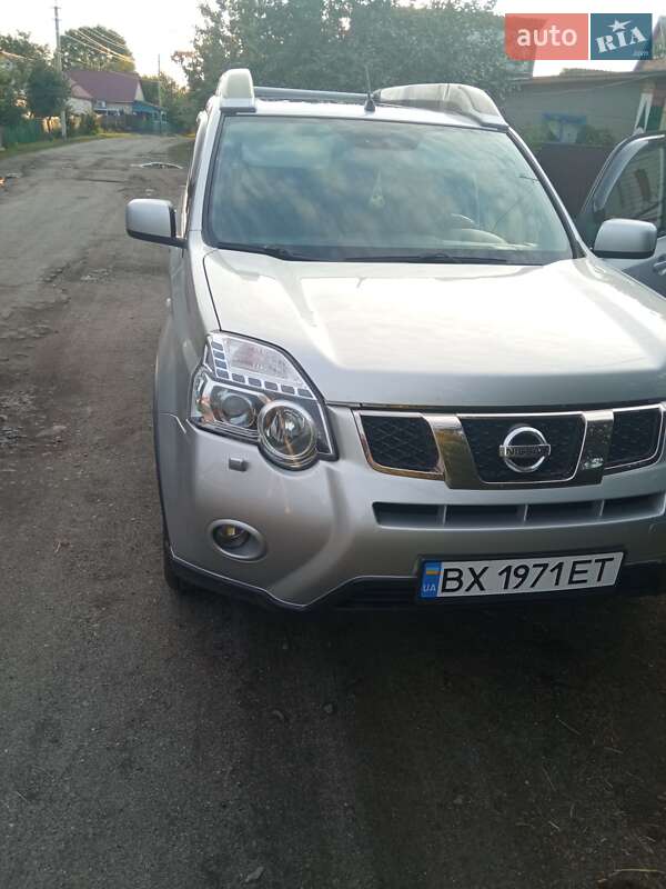 Nissan X-trail (2011)