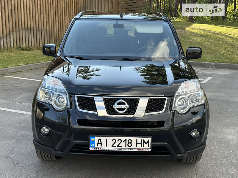 Nissan X-trail (2012)