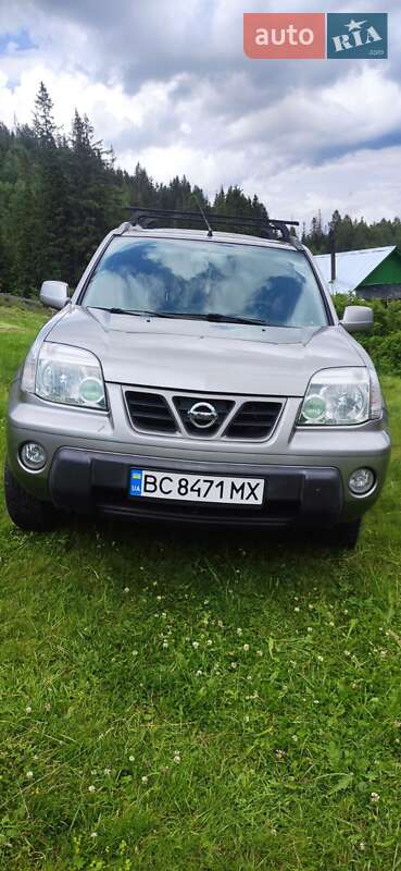 Nissan X-trail (2001)