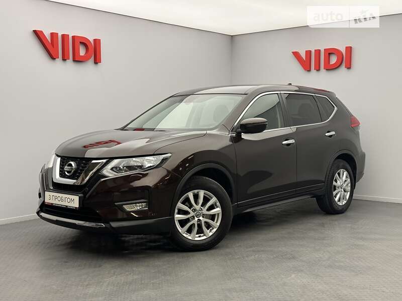 Nissan X-trail (2017)