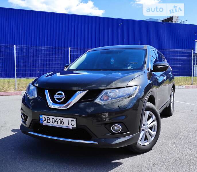 Nissan X-trail (2016)