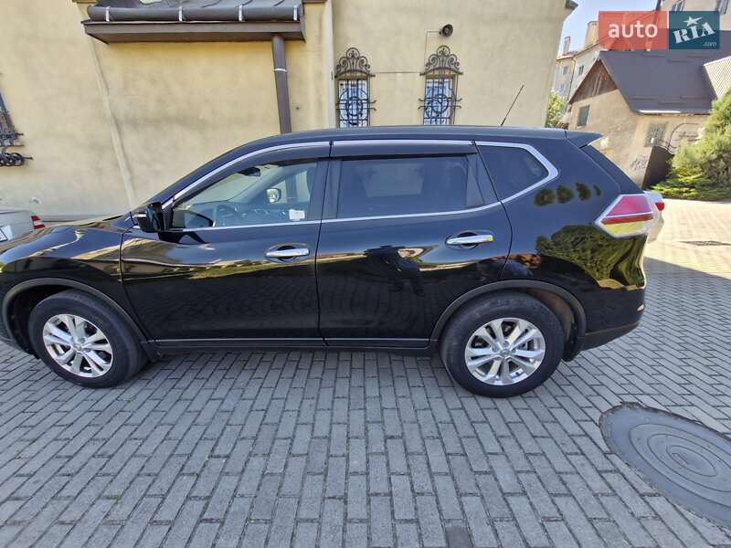 Nissan X-trail (2016)