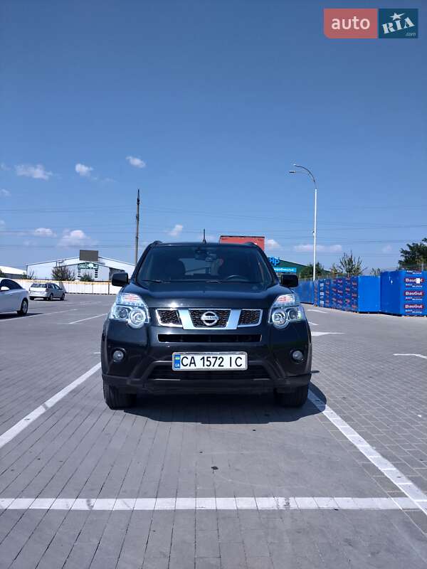 Nissan X-trail (2010)