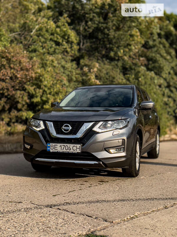 Nissan X-trail (2018)