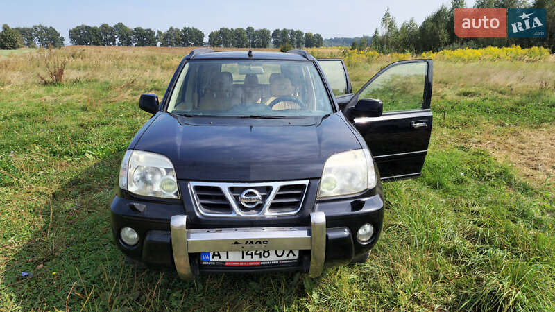 Nissan X-trail (2002)