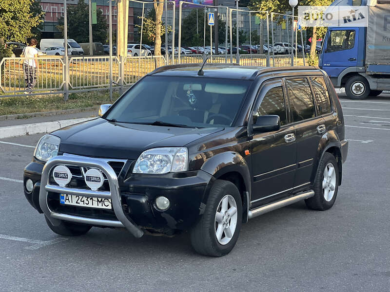 Nissan X-trail (2002)