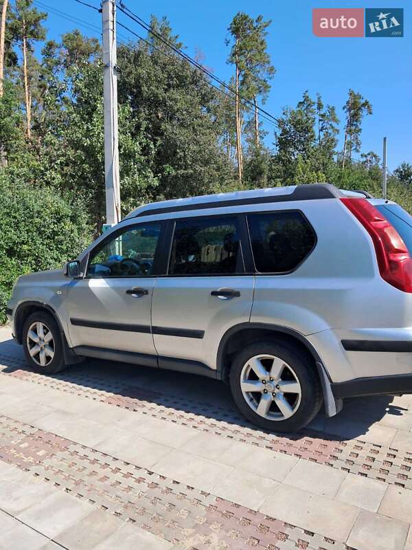 Nissan X-trail (2008)