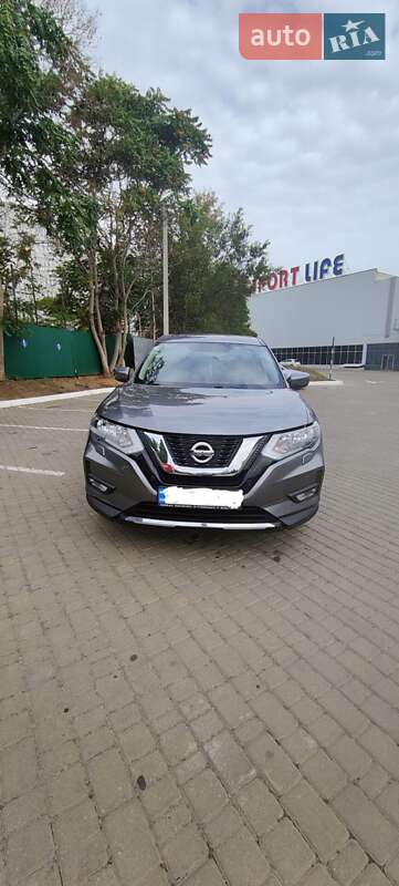 Nissan X-trail (2020)