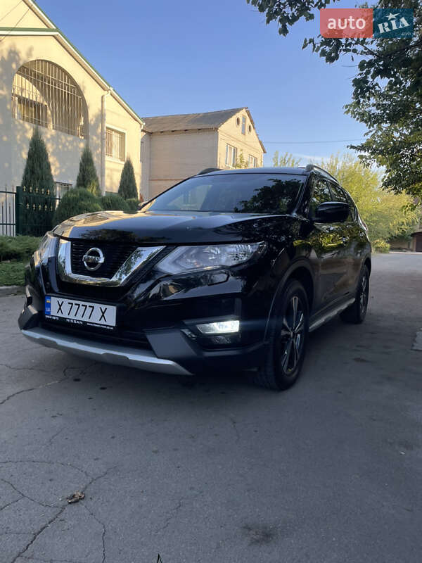 Nissan X-trail (2021)
