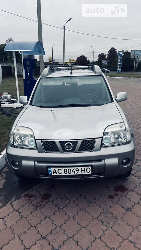 Nissan X-trail (2006)