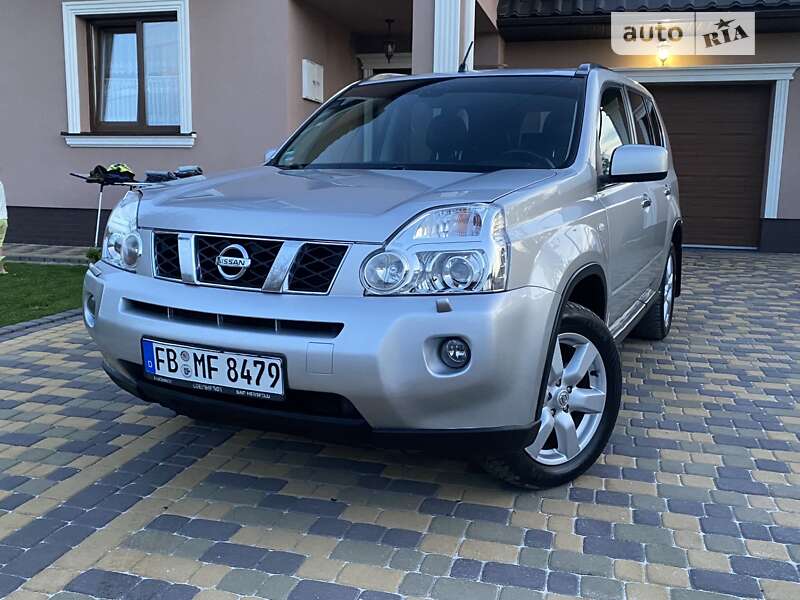 Nissan X-trail (2008)