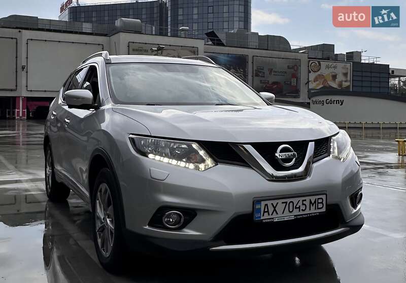Nissan X-trail (2016)