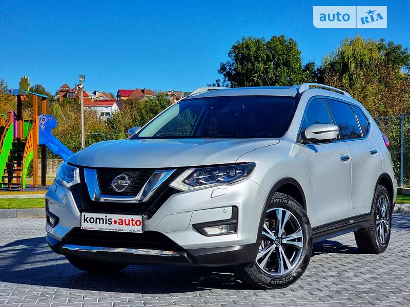 Nissan X-trail (2020)