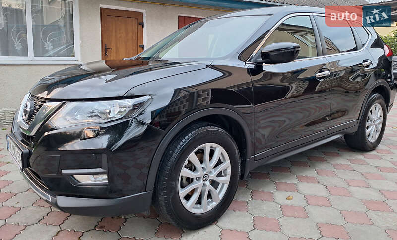 Nissan X-trail (2021)