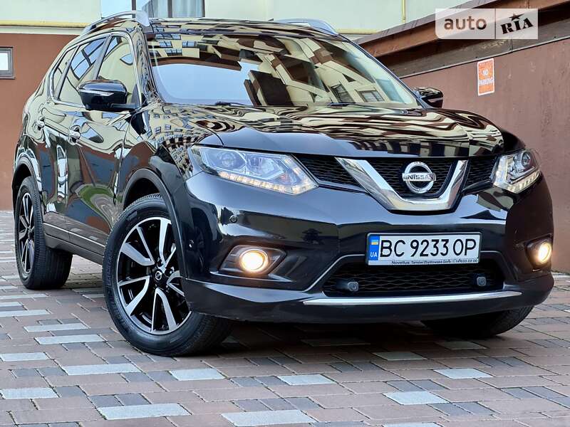 Nissan X-trail (2015)