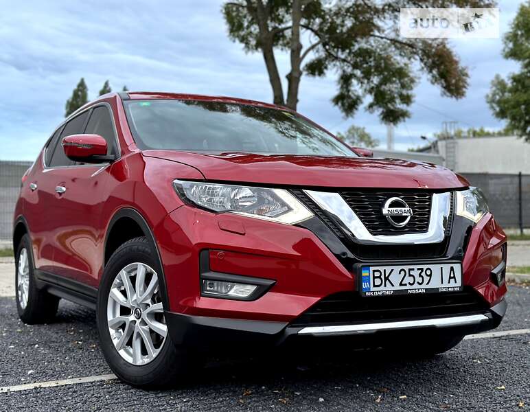 Nissan X-trail (2021)