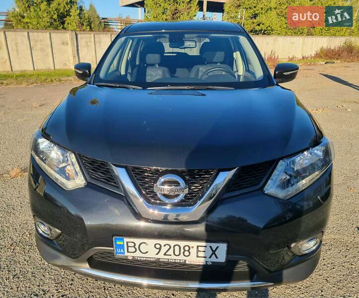 Nissan X-trail (2017)